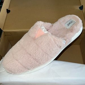 Brand new in box Tom’s Alpargata Mallow Mule